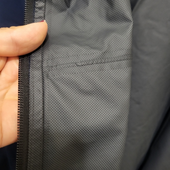 32 Degrees Cool Weatherproof Navy Blue Men's Refuge Rain Jacket- Walking Hiking - Picture 10 of 11